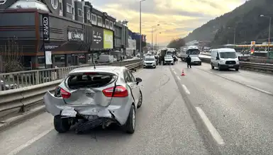 Samsun'da Üç Araçlık Zincirleme Kaza: Ağır Yaralı Var